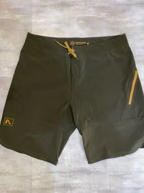 Flylow Olive Green Swim Trunks Boardshorts Size XL NWT